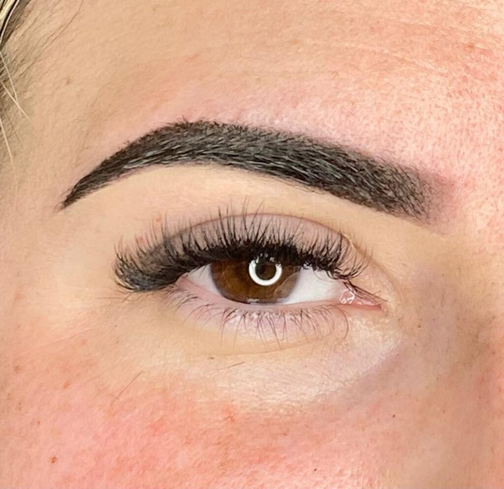 Sobrancelhas e cílios – MS Tricologia e Estética, Suzano - SP – foto 5