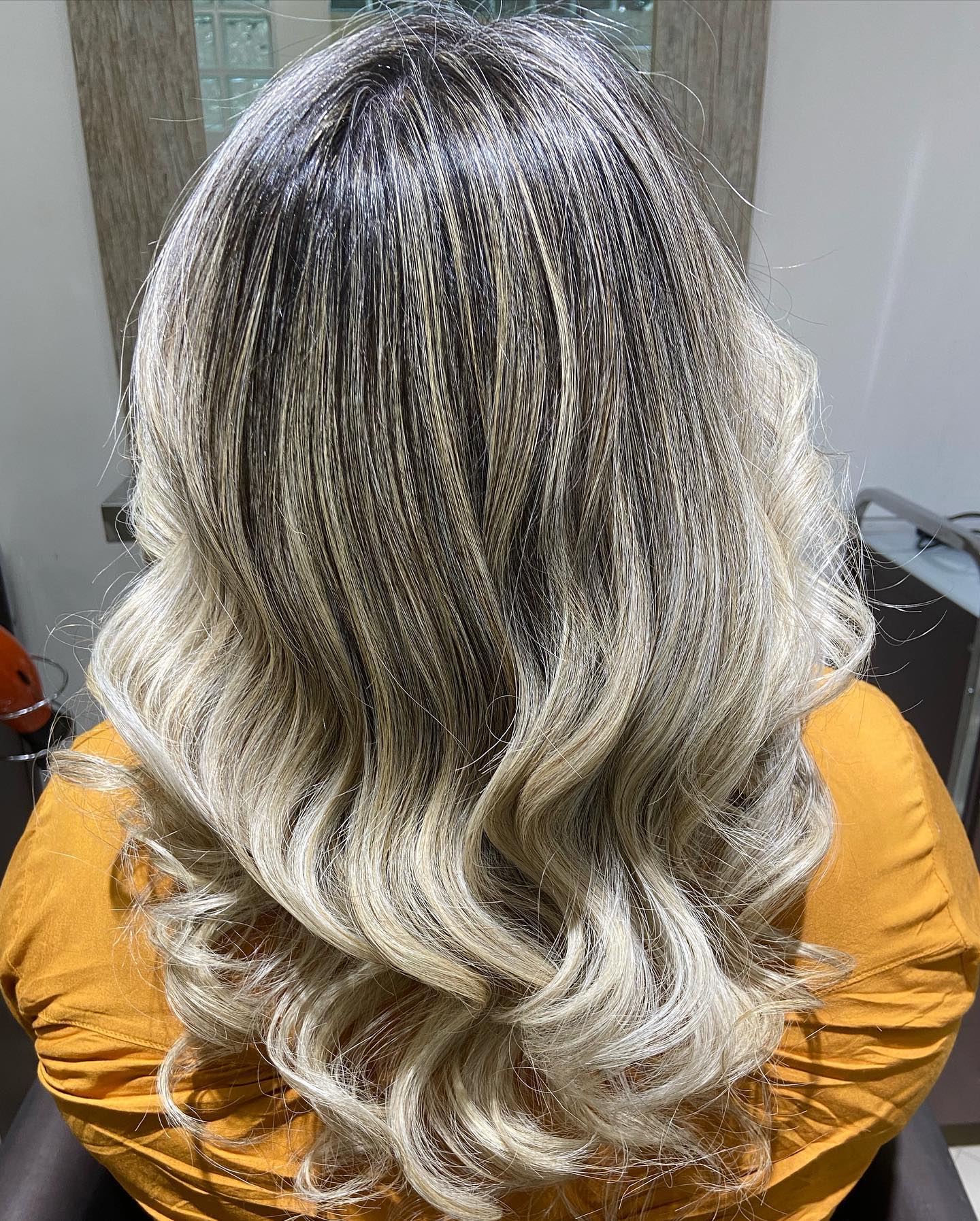 Coloração Profissional em Suzano - MS Tricologia e Estética Coloração Profissional em Suzano - MS Tricologia e Estética