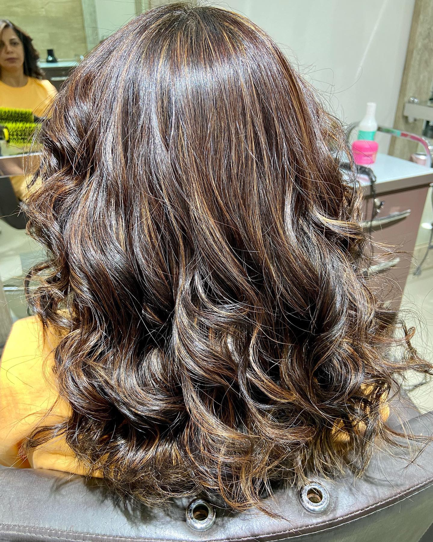 Morena Iluminada em Suzano - MS Tricologia e Estética Morena Iluminada em Suzano - MS Tricologia e Estética